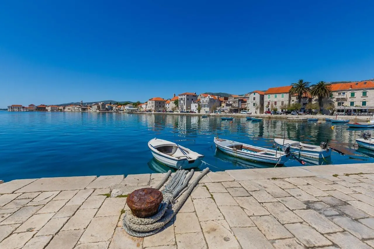 A2 - Spacious Apt On Seafront With The Sea View Kastela 0*,